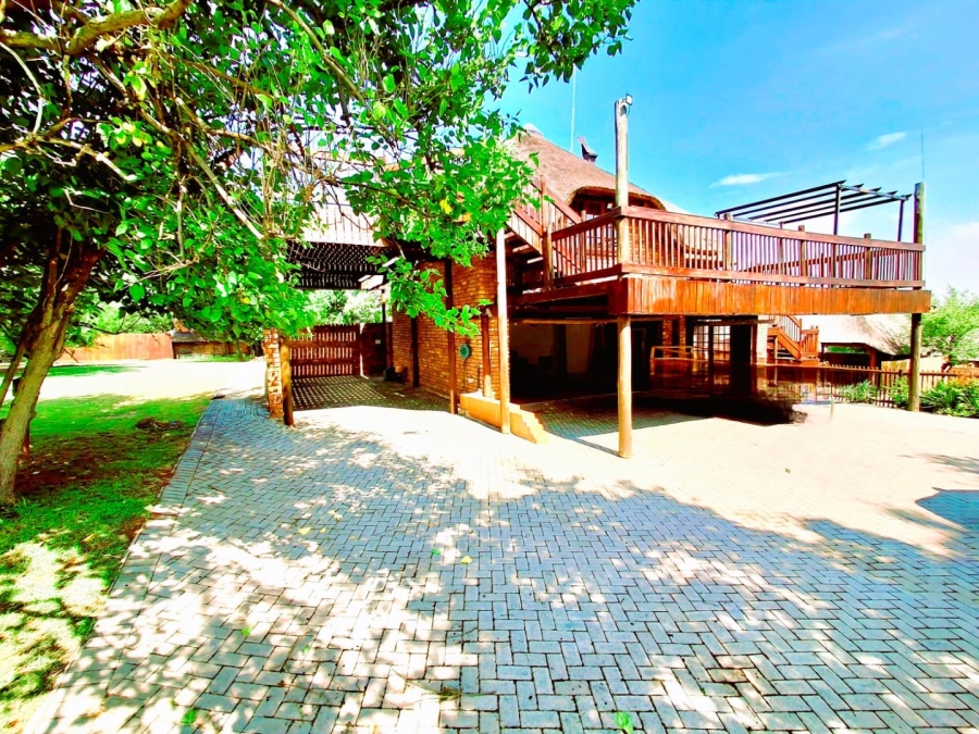 4 Bedroom Property for Sale in River Lodge Estate Free State